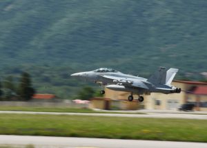 Jet takes off at Aviano